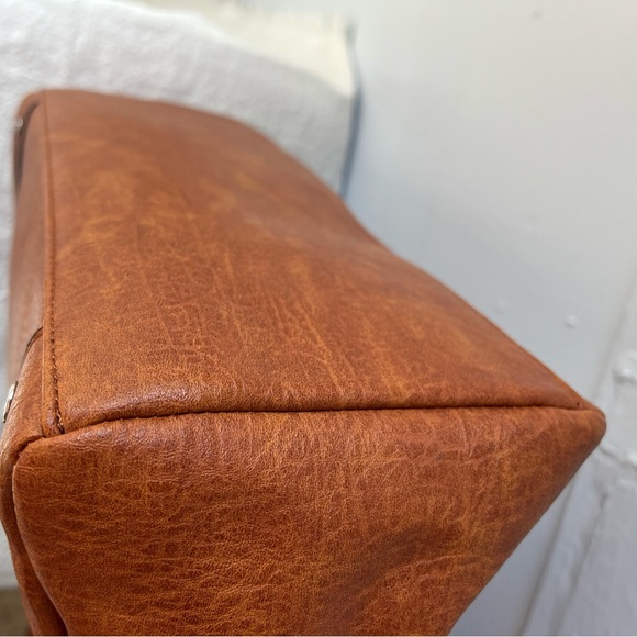 Jessica Simpson Brown Vegan Leather Tote Bag - Picture 12 of 16